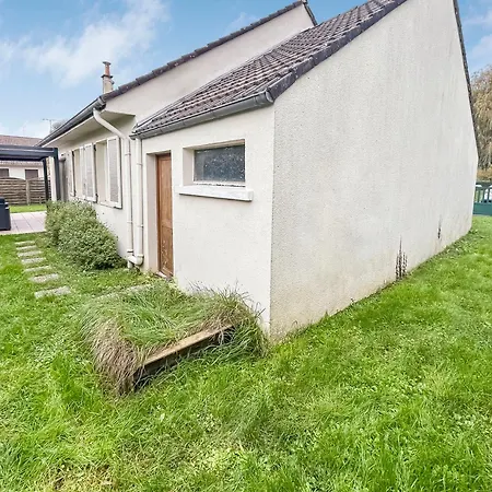 Hébergement de vacances Maison Lumineuse, Jardin Et Wi-fi Gratuit