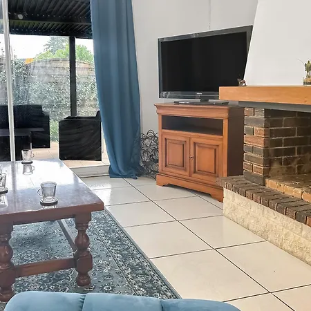 Maison Lumineuse, Jardin Et Wi-fi Gratuit Dom wakacyjny *