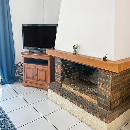 Maison Lumineuse, Jardin Et Wi-fi Gratuit Casa de Férias Tours