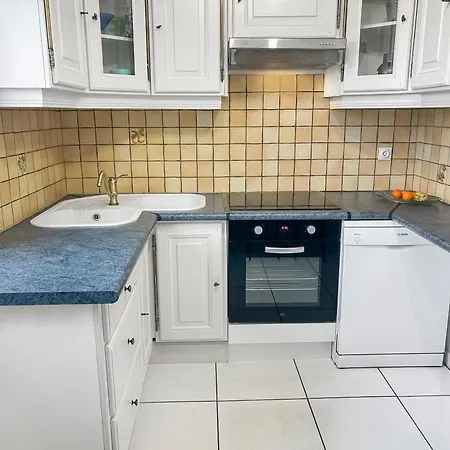 Maison Lumineuse, Jardin Et Wi-fi Gratuit