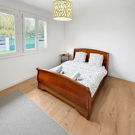 Maison Lumineuse, Jardin Et Wi-fi Gratuit Dom wakacyjny *