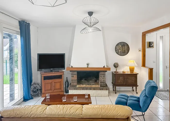 Σπίτι διακοπών Maison Lumineuse, Jardin Et Wi-fi Gratuit *