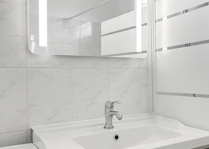 Maison Lumineuse, Jardin Et Wi-fi Gratuit *